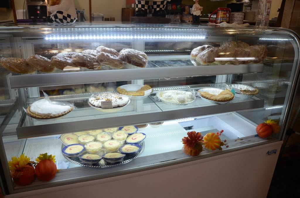 Fort Colony Family Diner Inc | restaurant | 5102 Avenue O, Fort Madison, IA 52627, USA | 3193725759 OR +1 319-372-5759