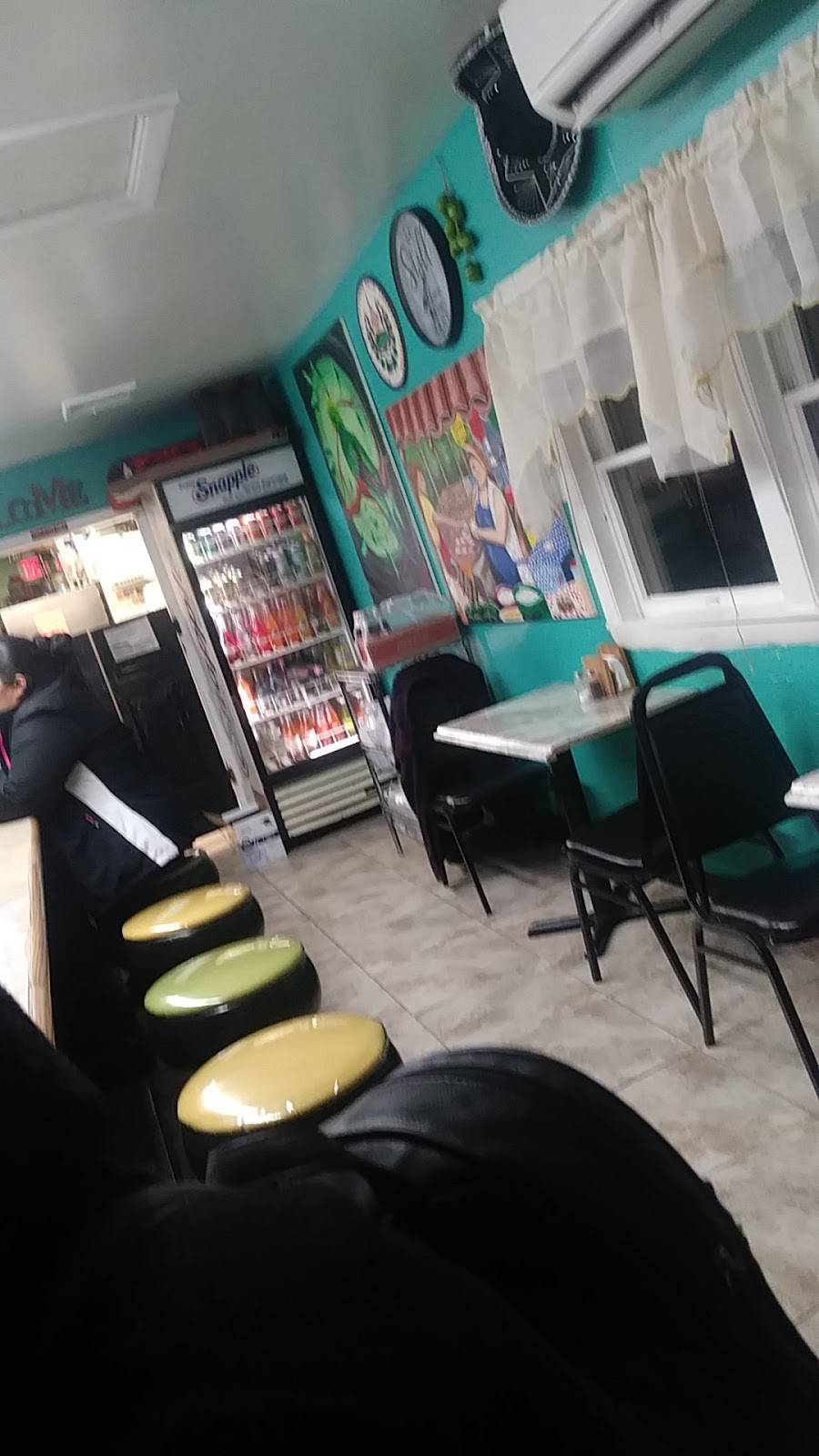 La Pupusa Loca Grille | restaurant | 144 Waverly St, Framingham, MA 01702, USA | 7747775960 OR +1 774-777-5960