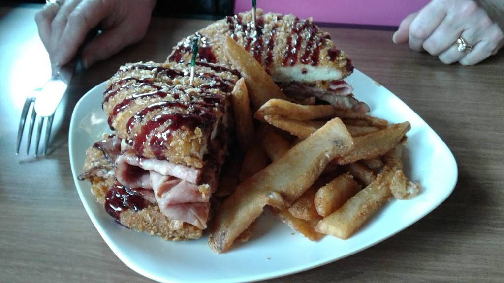 Tap & Barrel Grill | restaurant | 50055 Van Dyke Ave, Shelby Charter Twp, MI 48317, USA | 5867266060 OR +1 586-726-6060