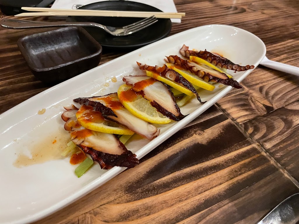 Sumo Hibachi and Sushi | restaurant | 111 E Yakima Ave, Yakima, WA 98901, USA | 5094262000 OR +1 509-426-2000