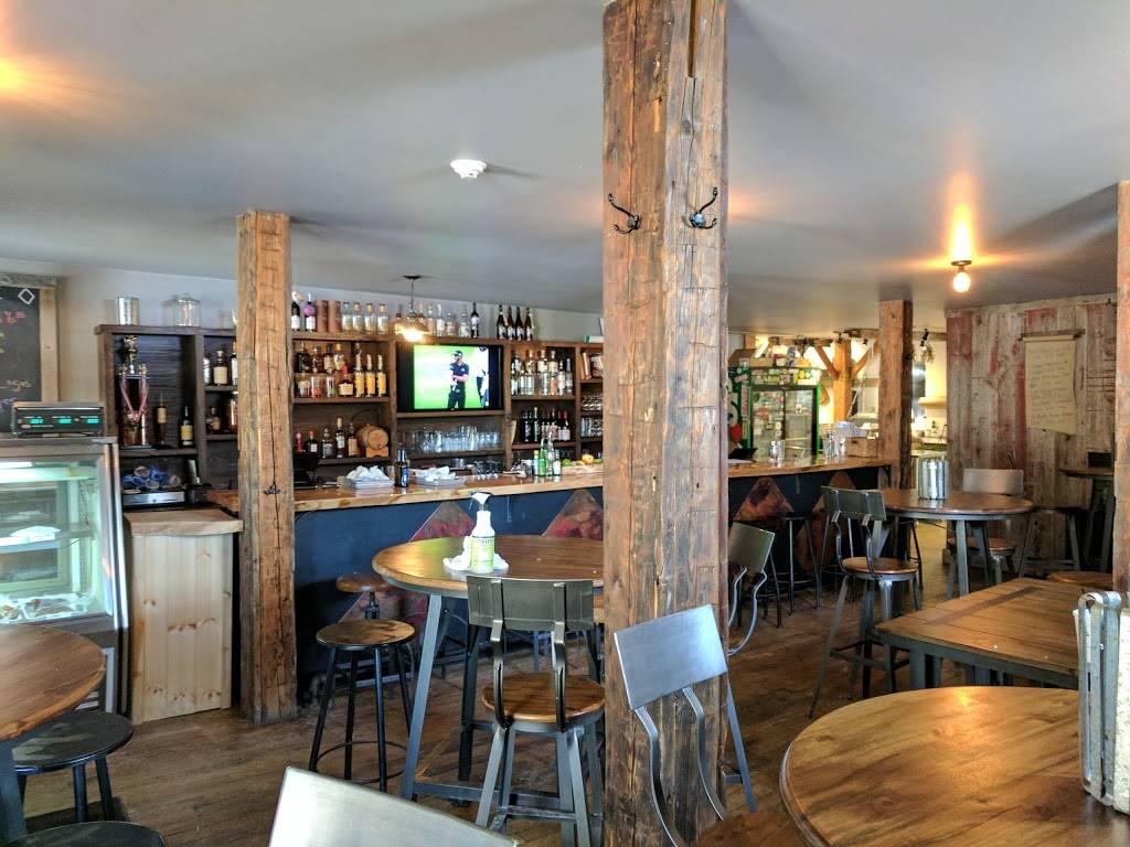 Black Diamond BBQ | restaurant | 8673, 639 Morristown Corners Rd, Morristown, VT 05661, USA | 8028882275 OR +1 802-888-2275