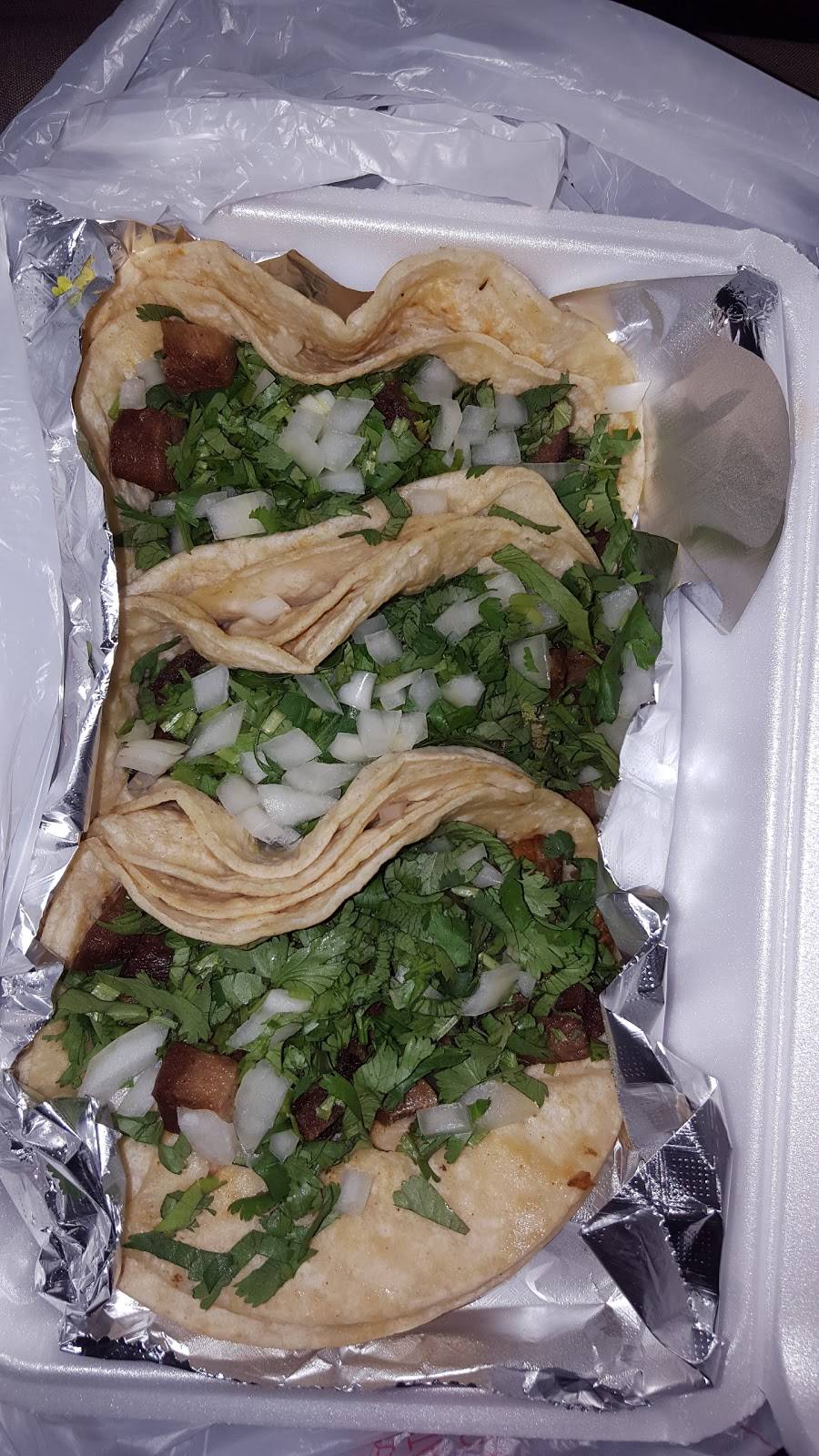 Fonda Bahia De Acapulco | restaurant | 5 South St, Freehold, NJ 07728, USA | 7323030017 OR +1 732-303-0017