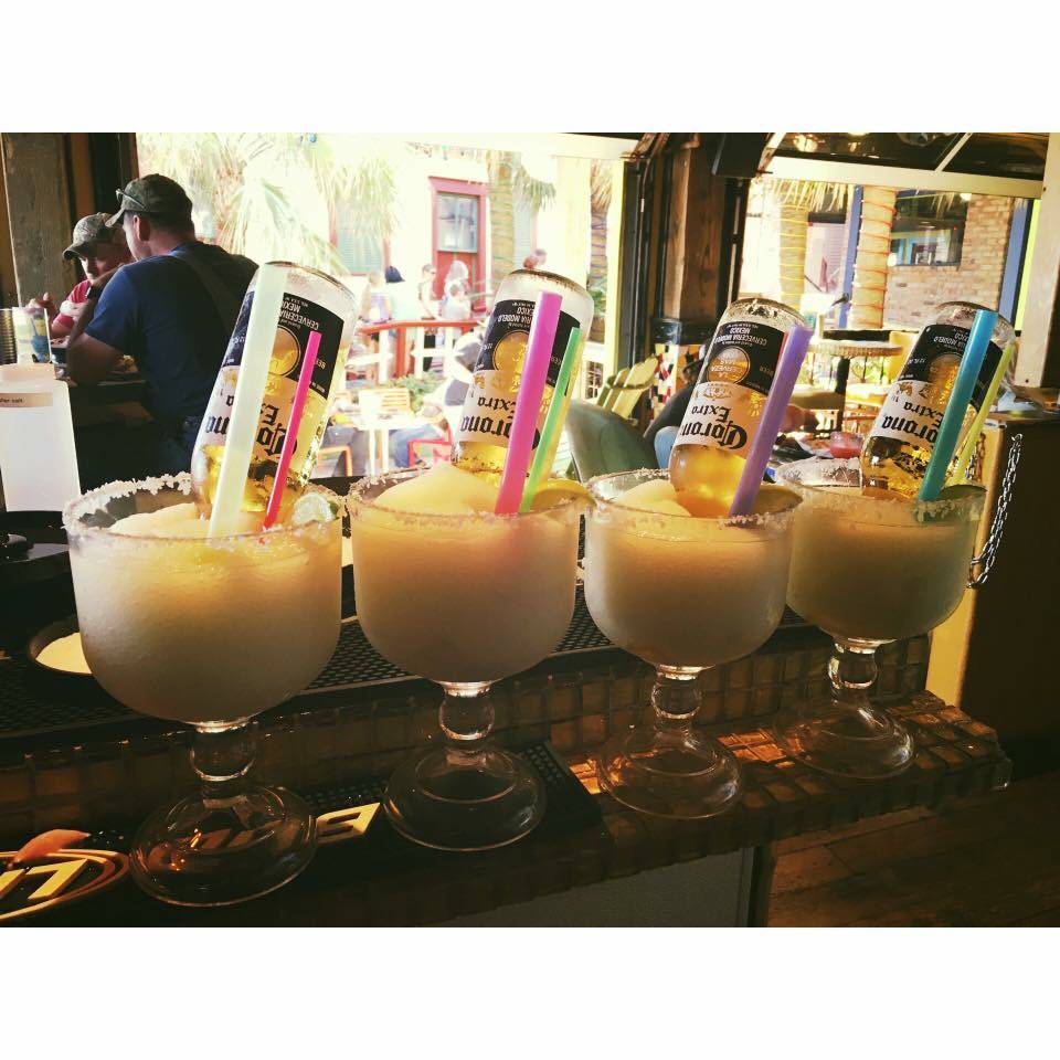 Squeeze | restaurant | 3204 Seawall Blvd c, Galveston, TX 77550, USA | 4096215237 OR +1 409-621-5237