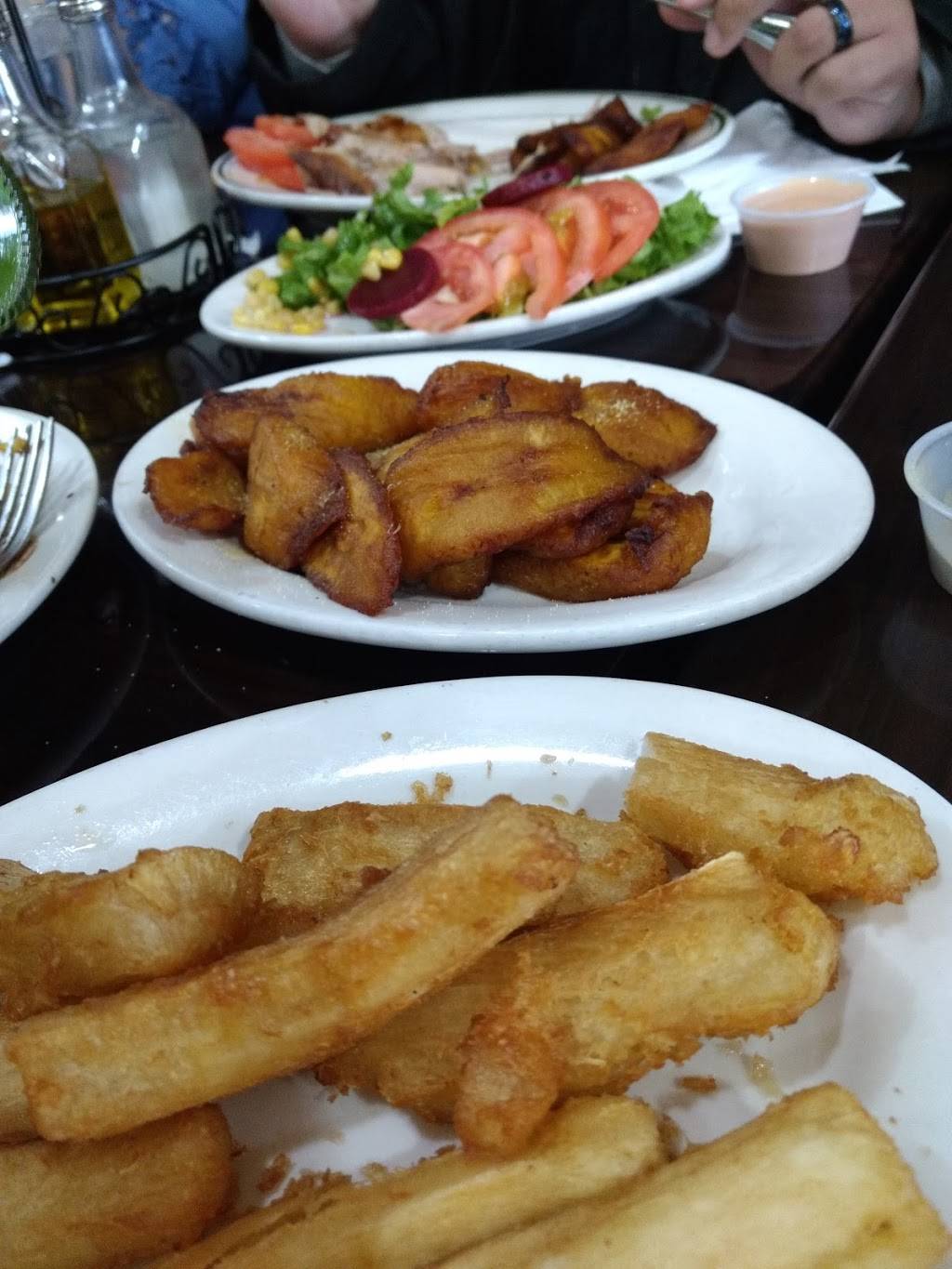 Caribe Restaurant | restaurant | 686 Park St, Hartford, CT 06106, USA | 8605480776 OR +1 860-548-0776