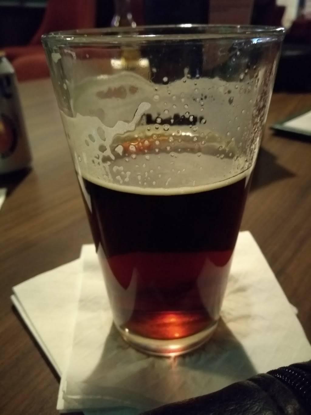 Binks Trapper Joes | restaurant | 3386 Saginaw St, Burton, MI 48529, USA | 8107424271 OR +1 810-742-4271