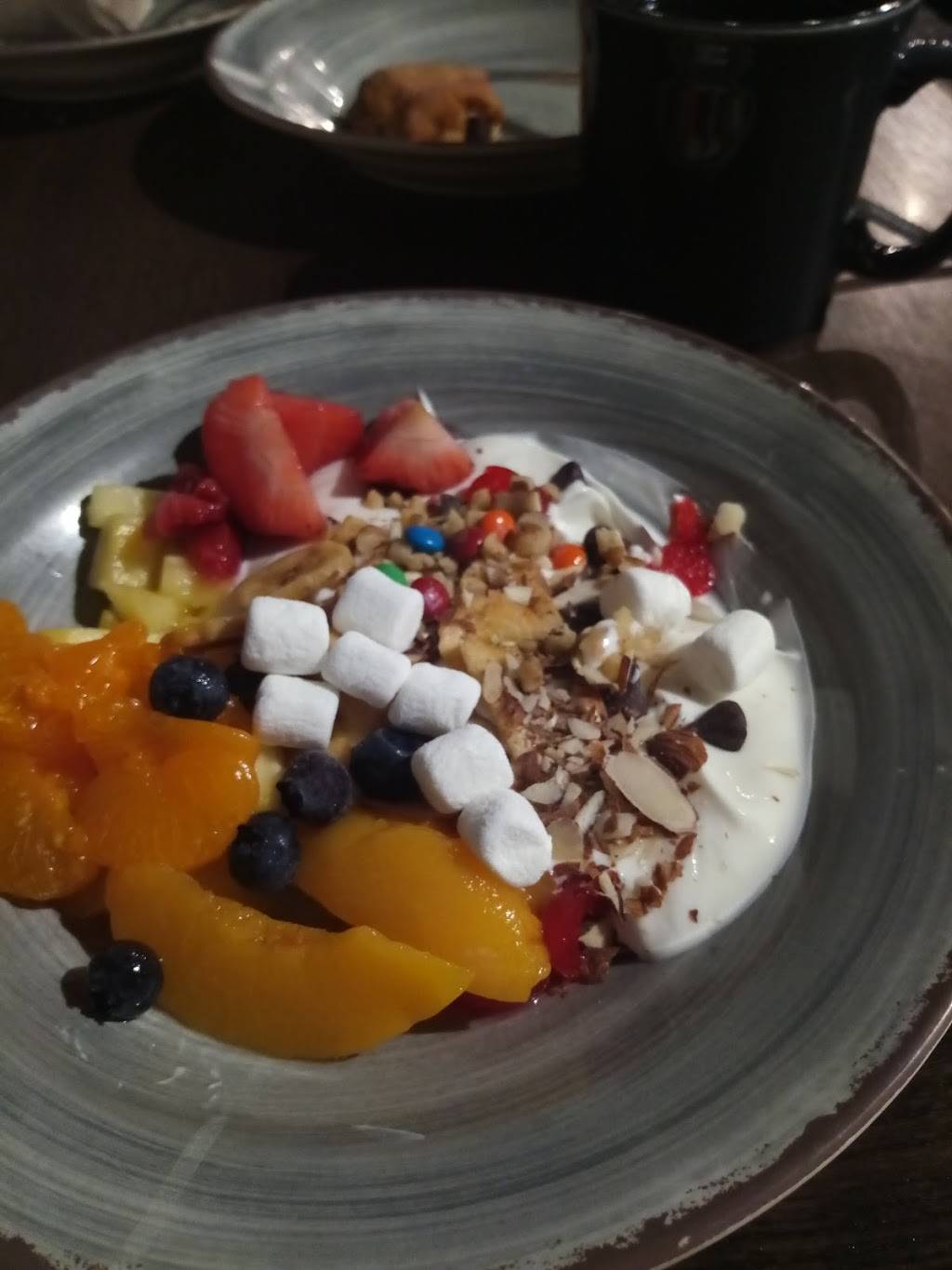 Friley Windows | restaurant | 1215, Friley Residence Hall, Ames, IA 50011, USA | 5152941113 OR +1 515-294-1113