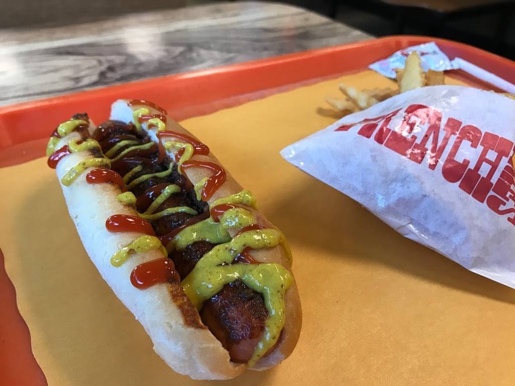 Yoccos The Hot Dog King | restaurant | 2128 Hamilton St, Allentown, PA 18104, USA | 6108218488 OR +1 610-821-8488