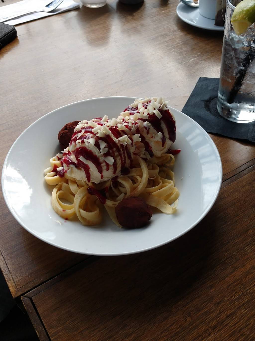 Cucina Urbana Italian Kitchen & Wine Bar | restaurant | 165 Division St #201, Cobourg, ON K9A 0B3, Canada | 9053779100 OR +1 905-377-9100