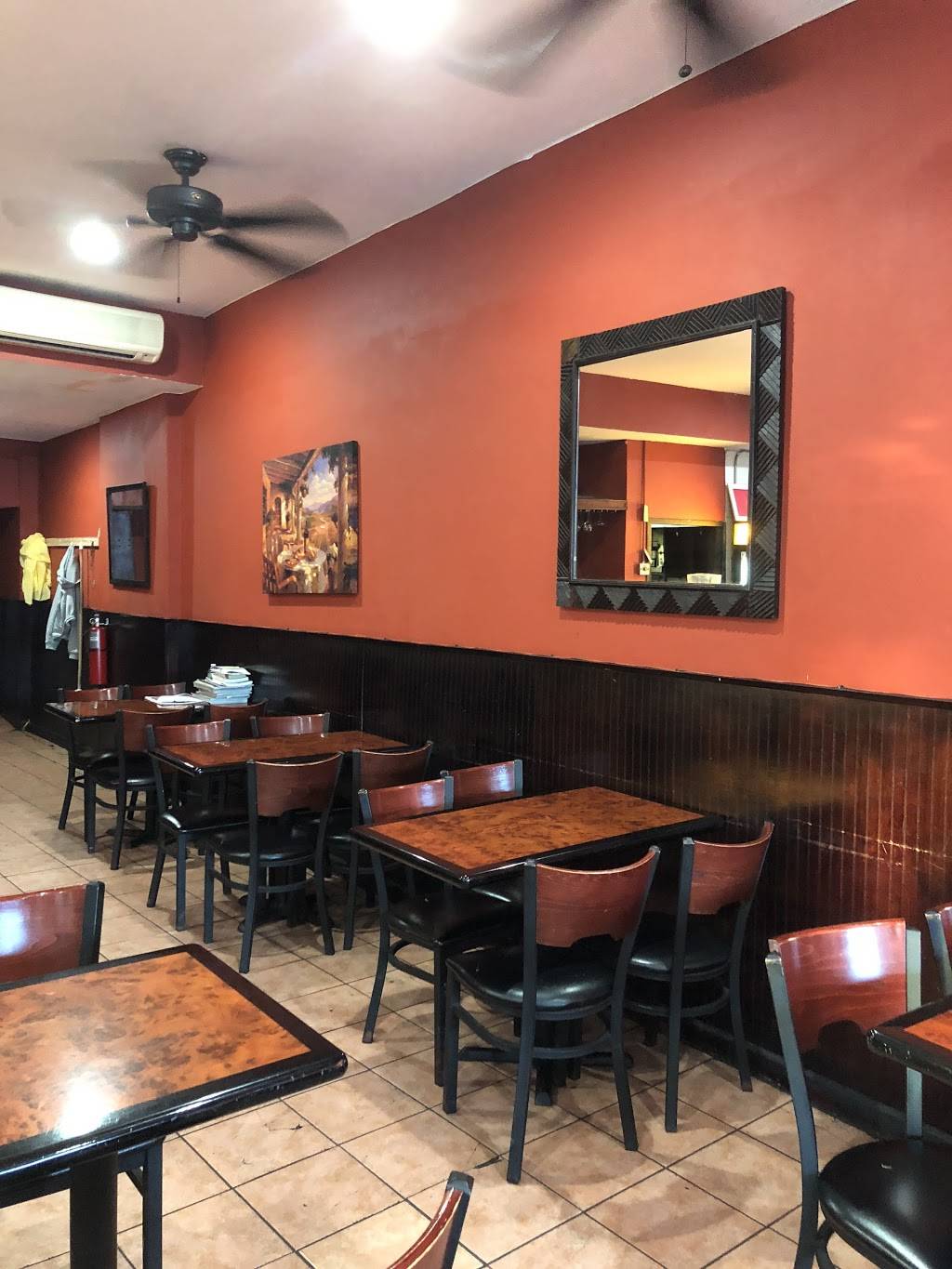 Chiquitas | restaurant | 60-59 Myrtle Ave, Ridgewood, NY 11385, USA | 7183860500 OR +1 718-386-0500