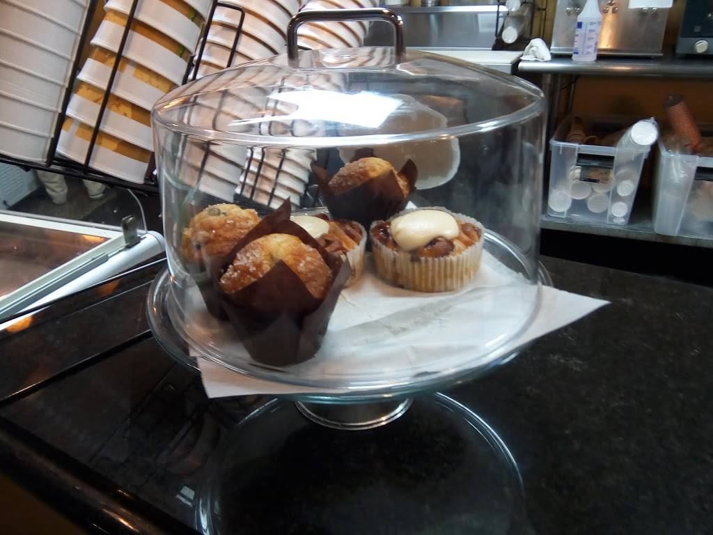 Farrells on the Island | cafe | 221 E Davis Blvd, Tampa, FL 33606, USA | 8132518877 OR +1 813-251-8877