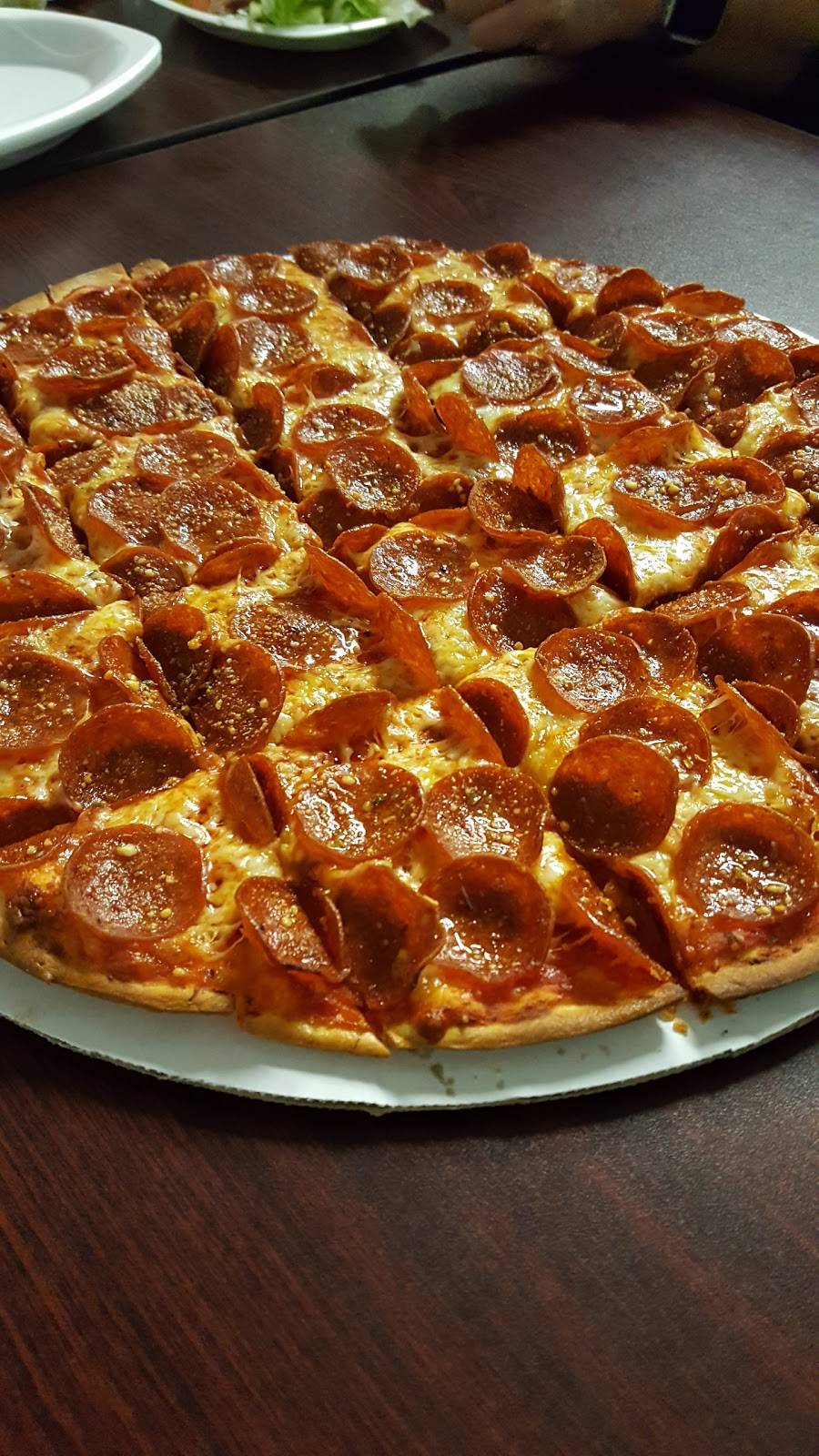 Cardos Pizza | meal takeaway | 3606 Lockbourne Rd, Columbus, OH 43207, USA | 6144099229 OR +1 614-409-9229