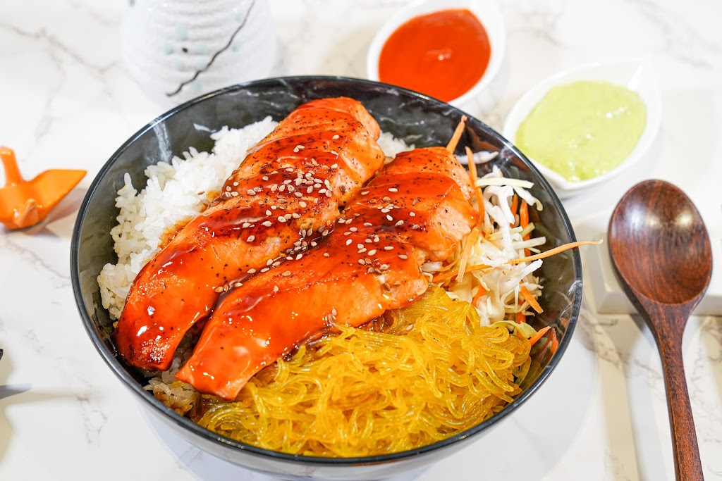 Krazy Cupbop | restaurant | 800 Forrest St NW, Atlanta, GA 30318, USA | 4044326755 OR +1 404-432-6755