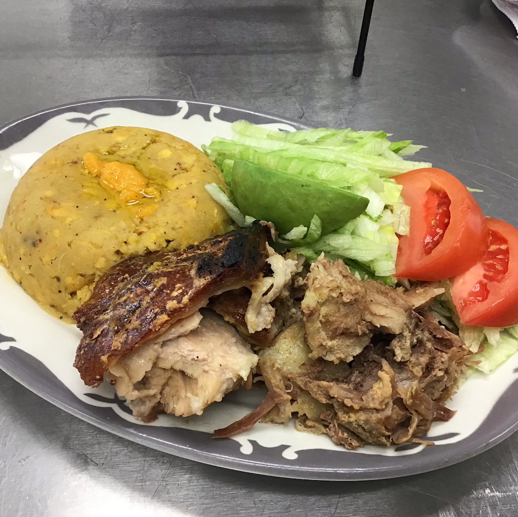 El Gustazo Puerto Rican Restaurant | restaurant | 3505 Spring St, Racine, WI 53405, USA | 2624564881 OR +1 262-456-4881