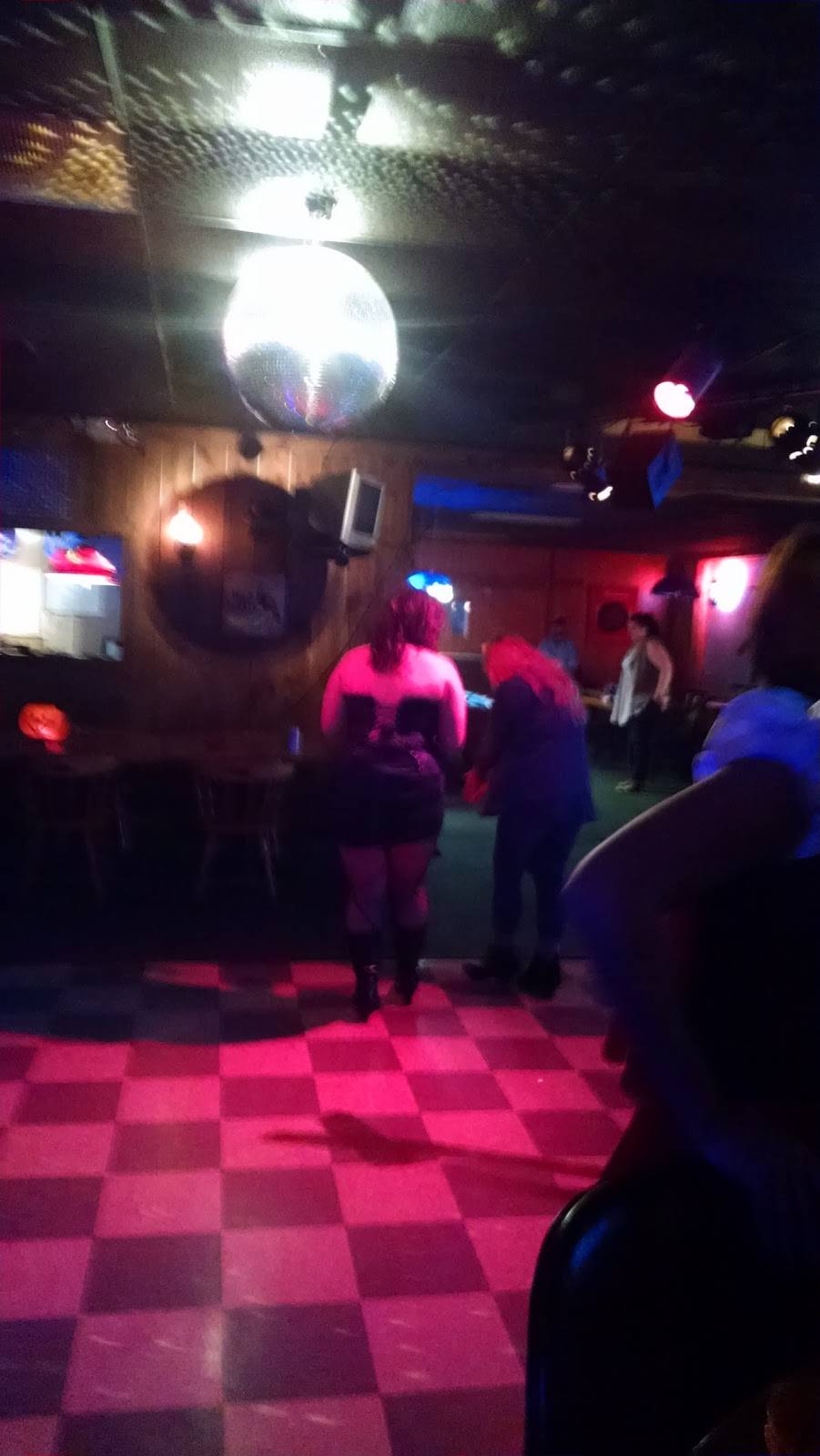 Blue Ridge Grille | restaurant | 216 N Poinsett Hwy, Travelers Rest, SC 29690, USA | 8648342005 OR +1 864-834-2005