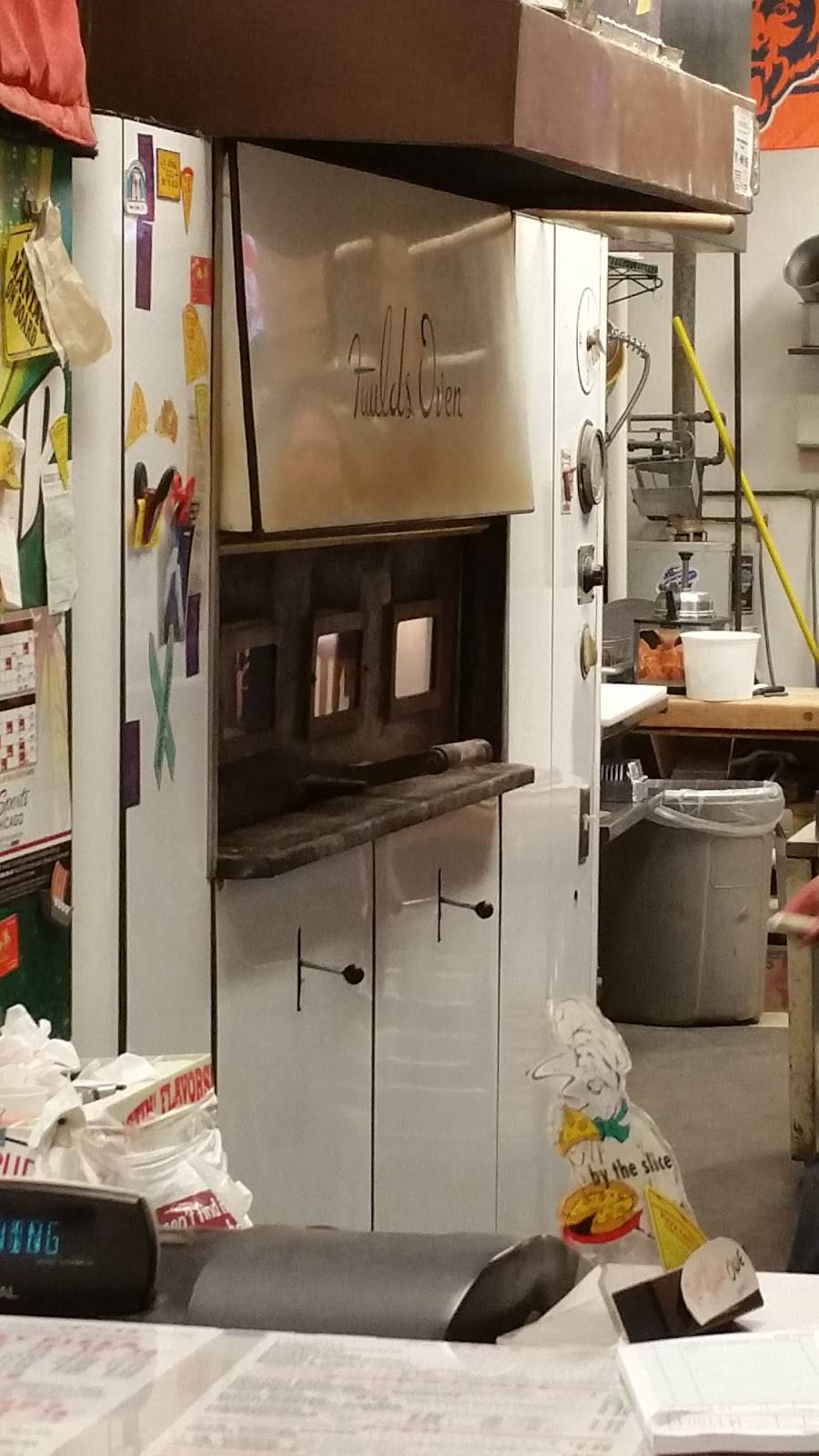 Pizza Castle | restaurant | 3256 W 55th St, Chicago, IL 60632, USA | 7737761075 OR +1 773-776-1075