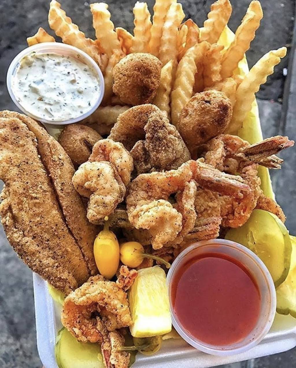 Fishbone Seafood Inglewood | restaurant | 1041 S Prairie Ave, Inglewood, CA 90301, USA | 3106736452 OR +1 310-673-6452