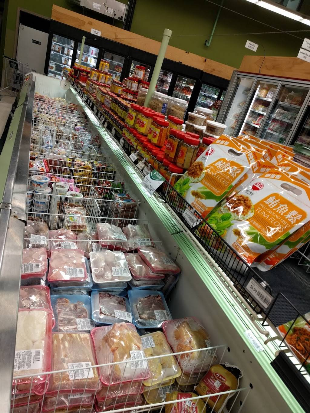 United Noodles | restaurant | 2015 E 24th St, Minneapolis, MN 55404, USA | 6127216677 OR +1 612-721-6677