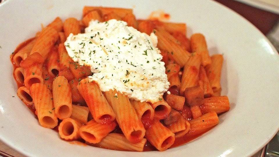 Anthonys Lucky Duck | restaurant | 9 Nassau Blvd, Garden City, NY 11530, USA | 5164854848 OR +1 516-485-4848