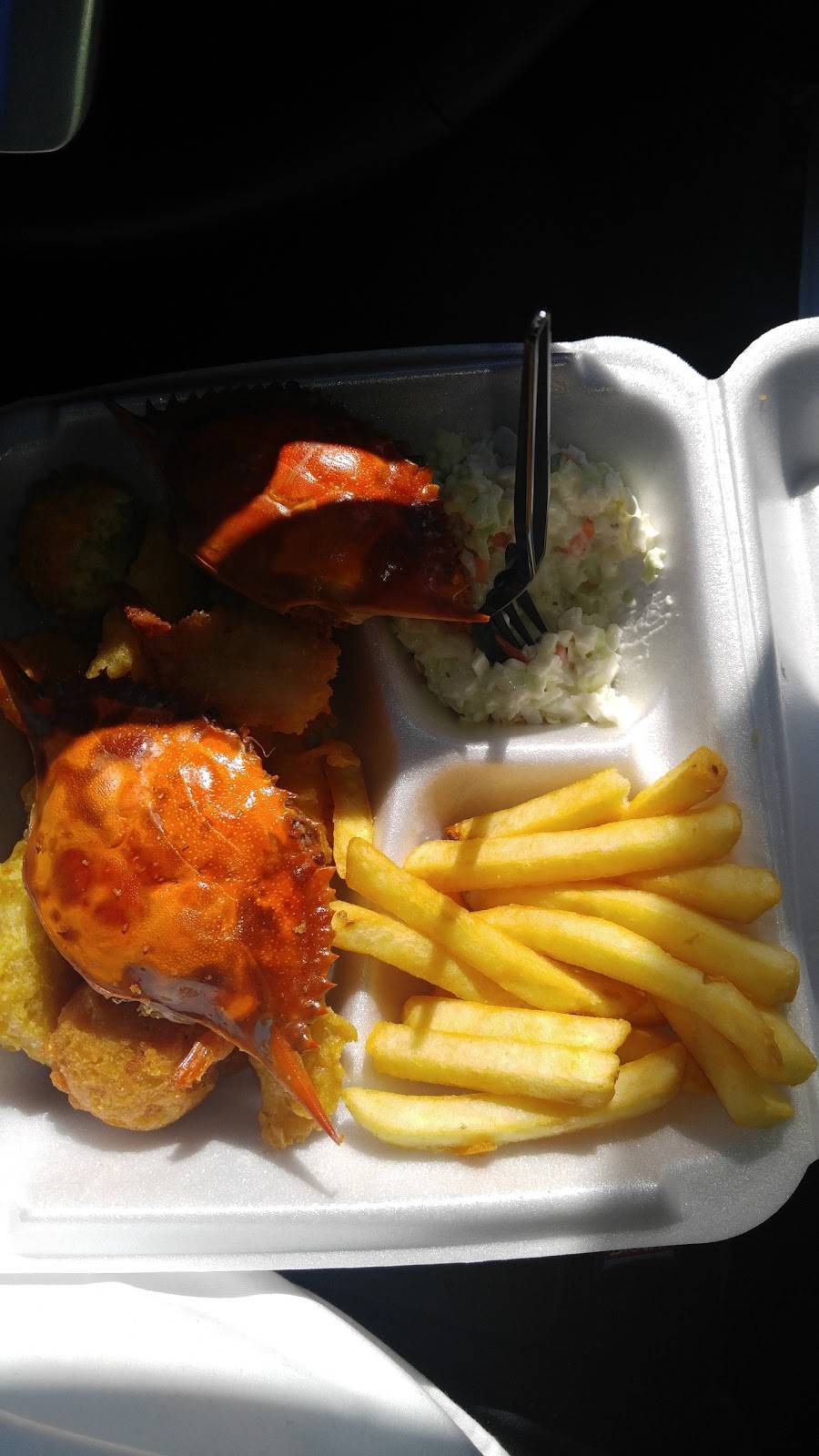 Captain Ds | restaurant | 2062 Main St N, Jacksonville, FL 32206, USA | 9043562707 OR +1 904-356-2707