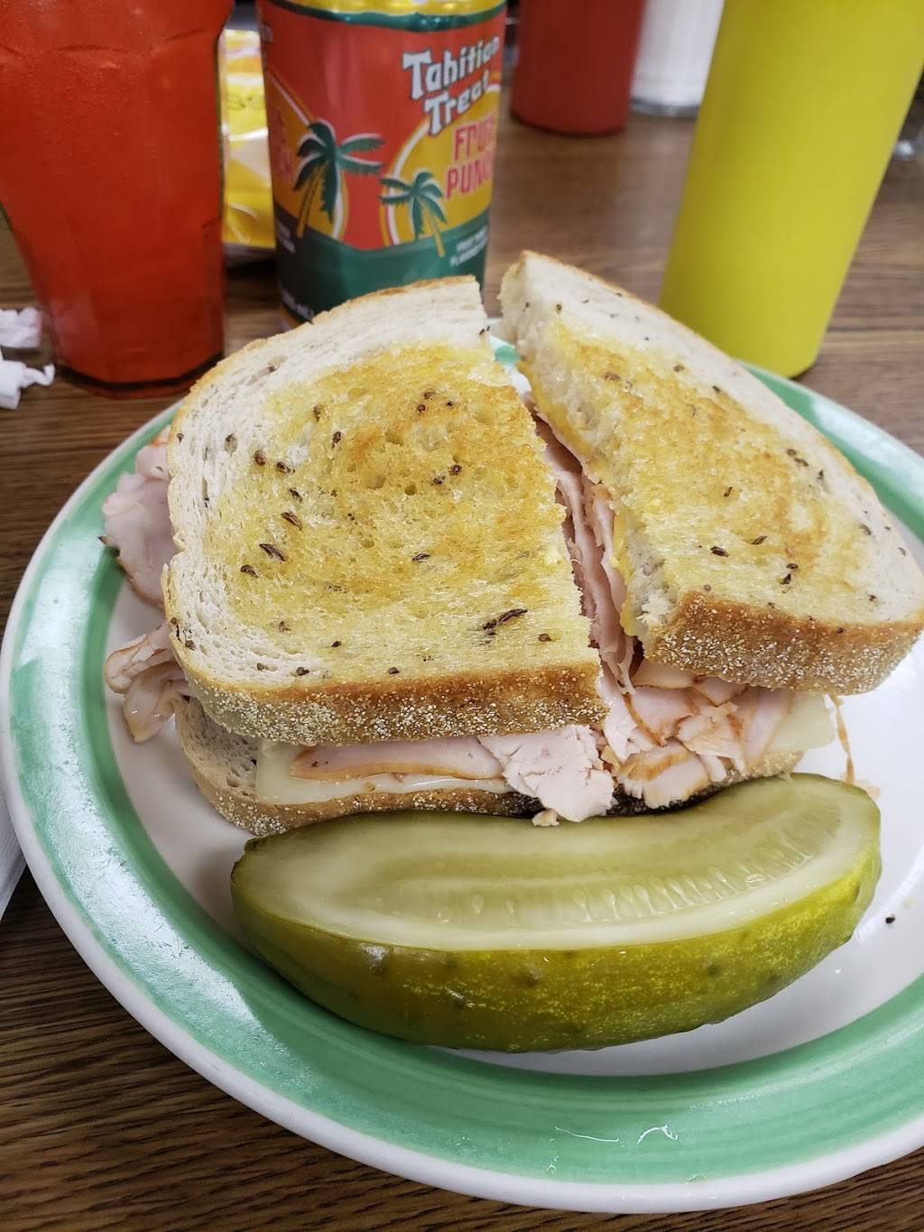 Superior Restaurant | restaurant | 3000 Superior Ave, Cleveland, OH 44114, USA | 2166215899 OR +1 216-621-5899