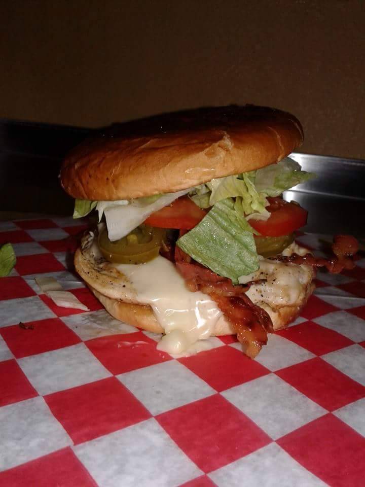 Grannys | restaurant | 116 E Main St, Bishop, TX 78343, USA | 3616989034 OR +1 361-698-9034