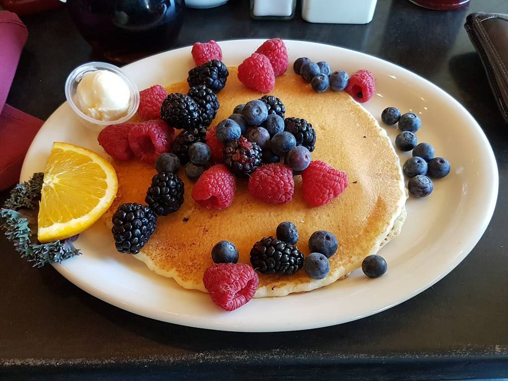 Gillwoods Cafe | bakery | 1313 Main St, St Helena, CA 94574, USA | 7079631788 OR +1 707-963-1788