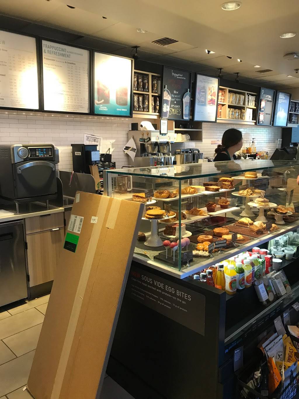 Starbucks | cafe | 4311 Town Center Blvd #450, El Dorado Hills, CA 95762, USA | 9169330846 OR +1 916-933-0846