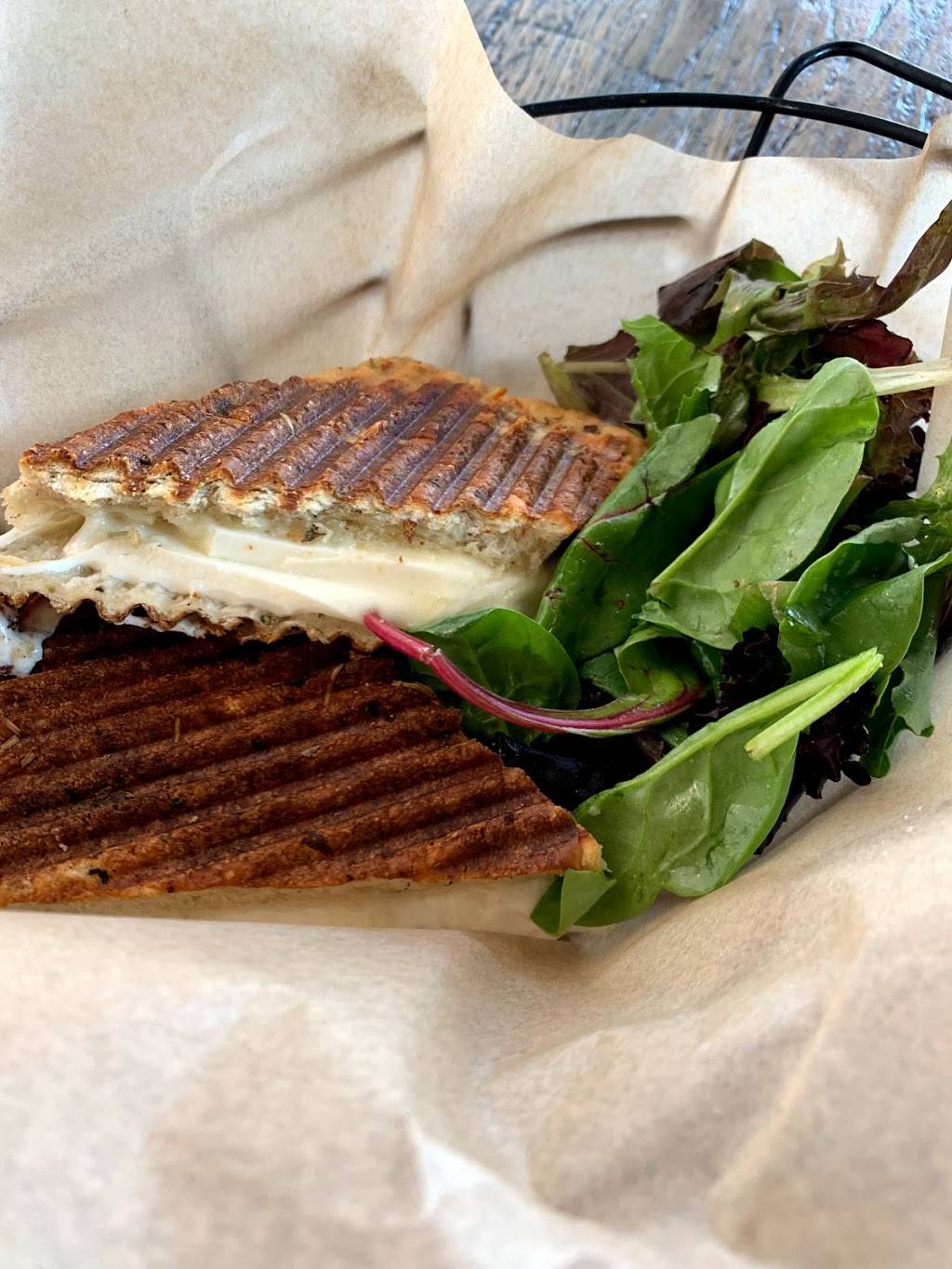 Bonbons Cafe and Dessert Bar | restaurant | 1675 W 67th Ave #300, Denver, CO 80221, USA | 7208452186 OR +1 720-845-2186