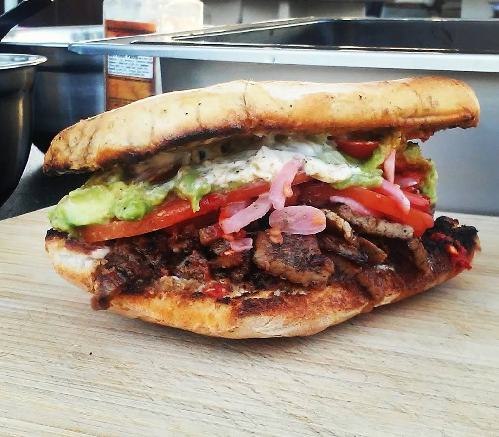 Wash Mobile Otay | restaurant | Calz del Tecnológico, Tomas Aquino, Mesa de Otay, 22414 Tijuana, B.C., Mexico | 016643740211 OR +52 664 374 0211