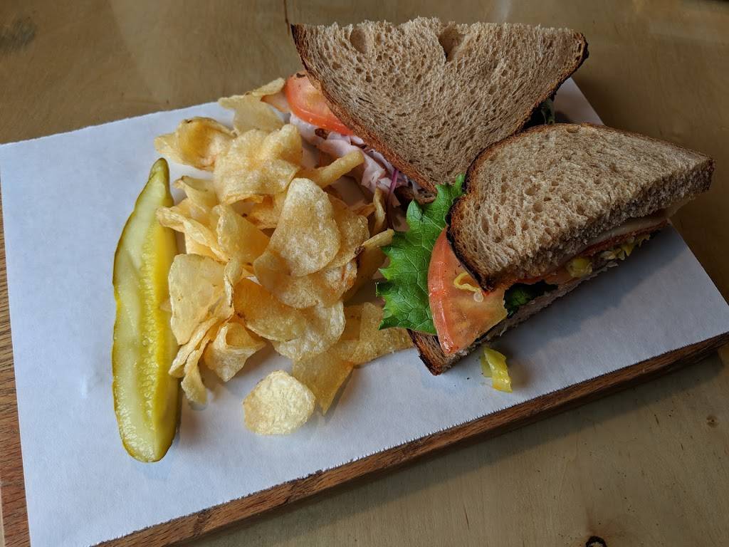 Deli Ohio | restaurant | 328 Walnut Ave NE, Canton, OH 44702, USA | 3304537777 OR +1 330-453-7777