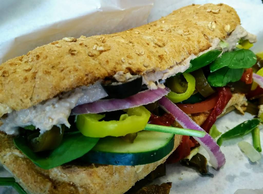 Subway Restaurants | restaurant | 6814 18th Ave, Brooklyn, NY 11204, USA | 7182563618 OR +1 718-256-3618