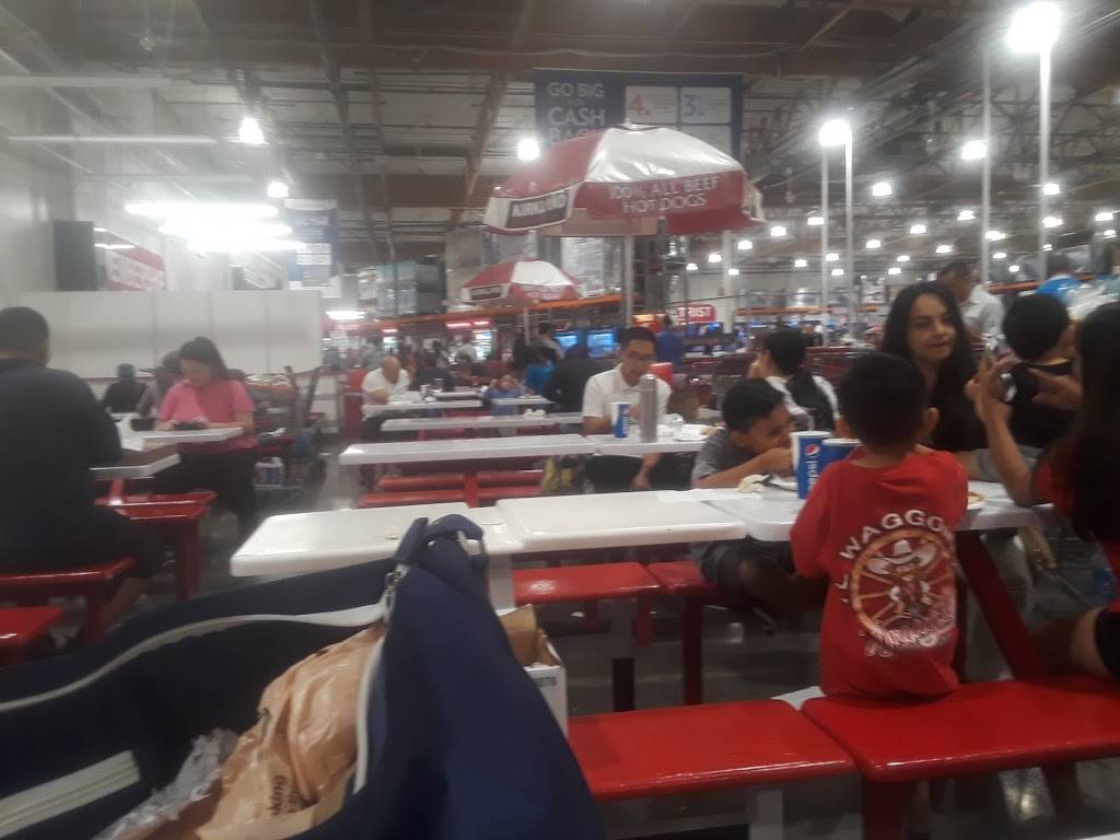 Costco Food Court | meal takeaway | 12700 Day St, Moreno Valley, CA 92553, USA | 9516978935 OR +1 951-697-8935