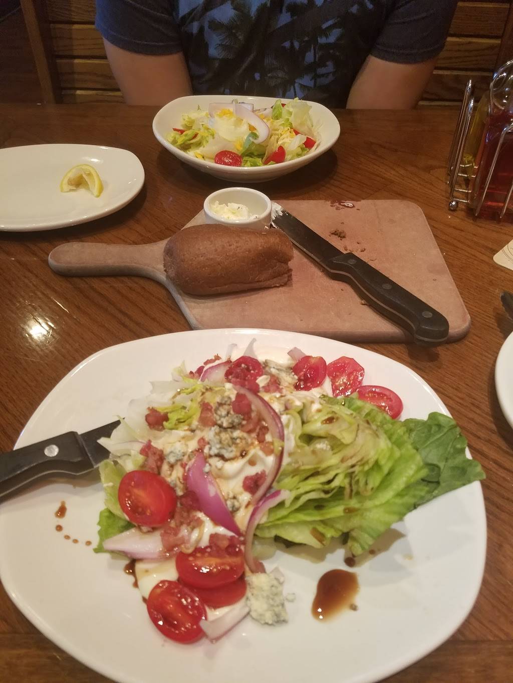 Outback Steakhouse | restaurant | 14295 W Colfax Ave, Lakewood, CO 80401, USA | 3032162460 OR +1 303-216-2460