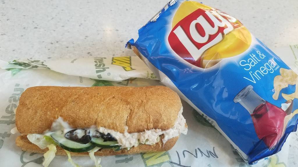 Subway | meal takeaway | 40820 Winchester Road Suite Fc-7, Temecula, CA 92591, USA | 9512963099 OR +1 951-296-3099