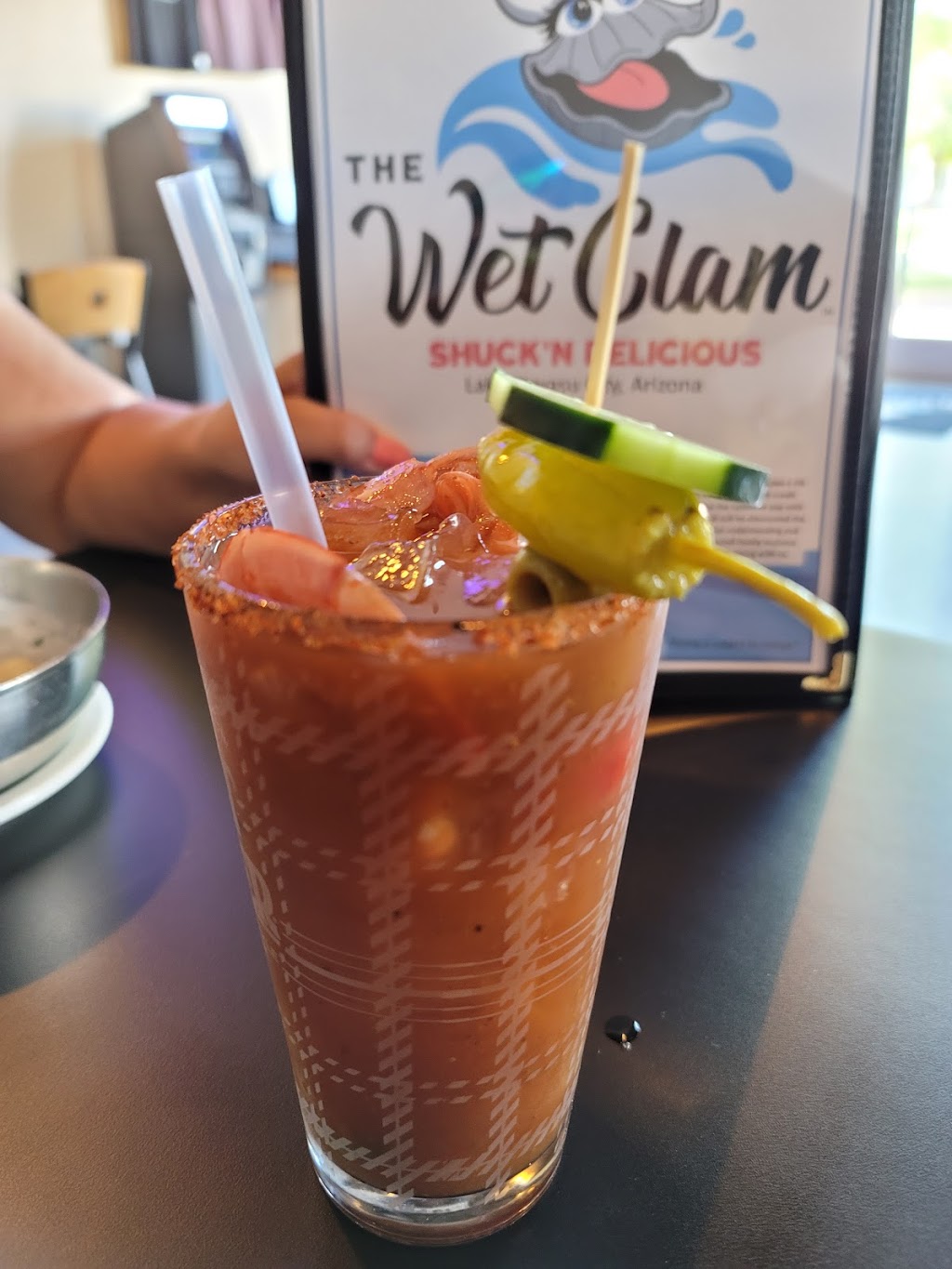 The Wet Clam | restaurant | 5601 AZ-95 N #718, Lake Havasu City, AZ 86404, USA | 9289382526 OR +1 928-938-2526