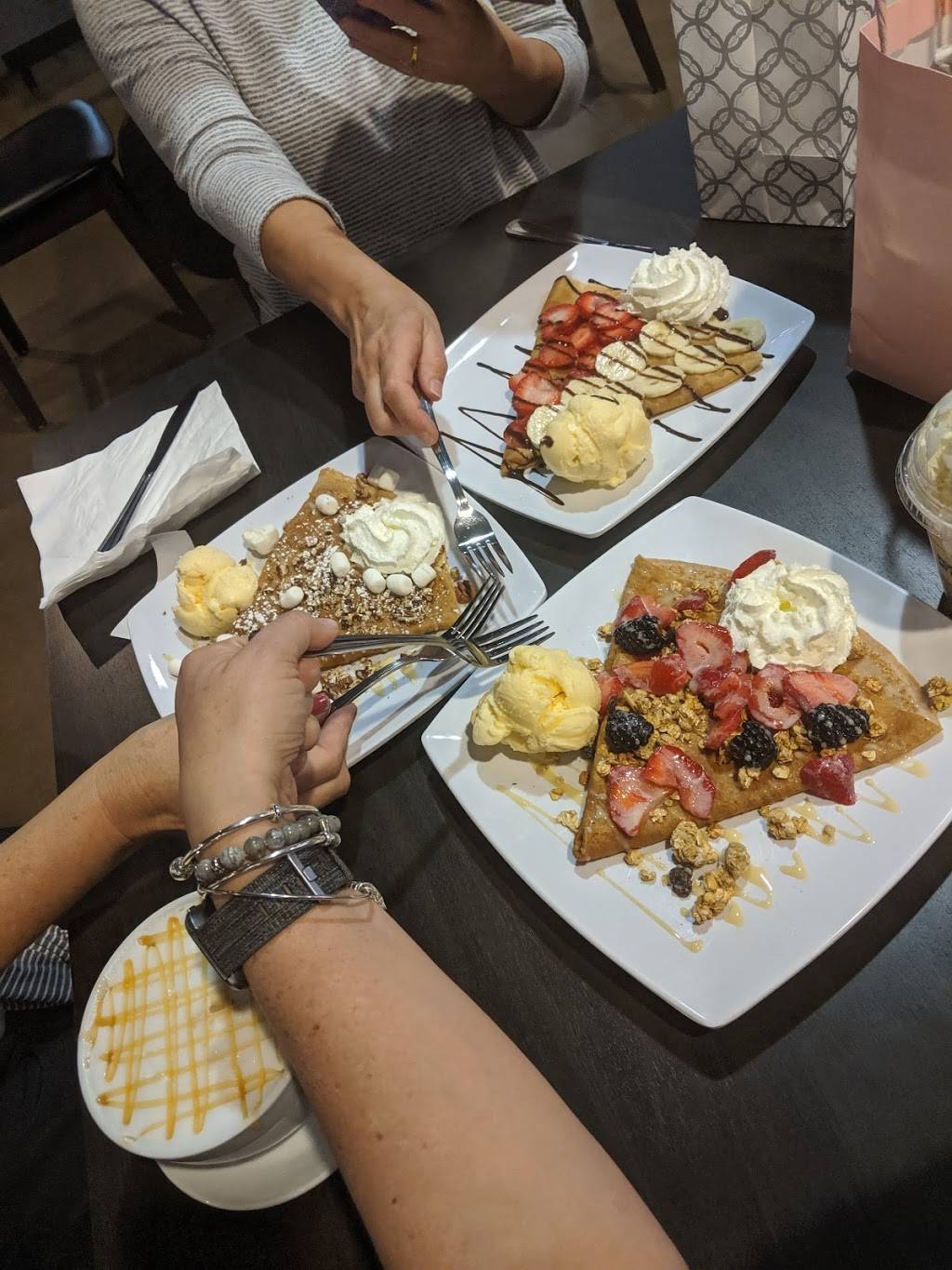 Jamba Goodyear Centerpointe | restaurant | 15479 W McDowell Rd #103, Goodyear, AZ 85338, USA | 6235368446 OR +1 623-536-8446