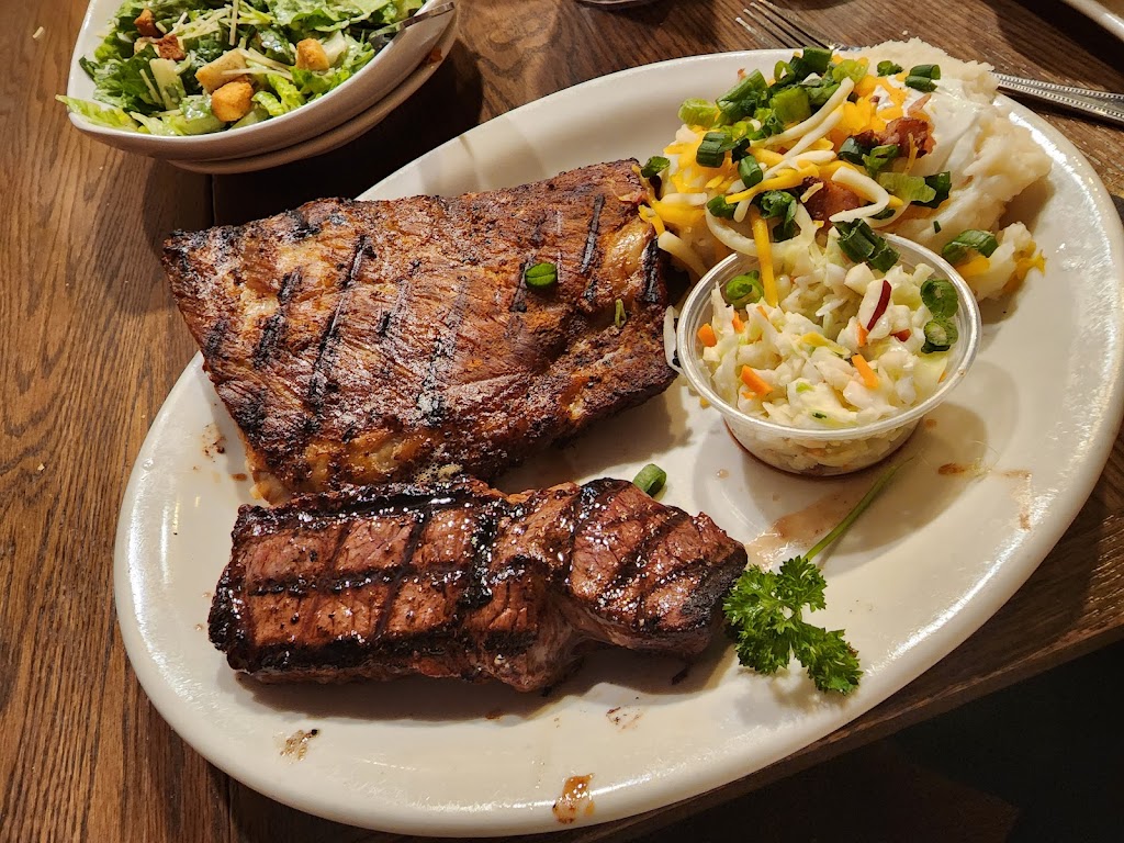 Coltons Steak House & Grill | restaurant | 120 Oak St, Conway, AR 72032, USA | 5013296454 OR +1 501-329-6454
