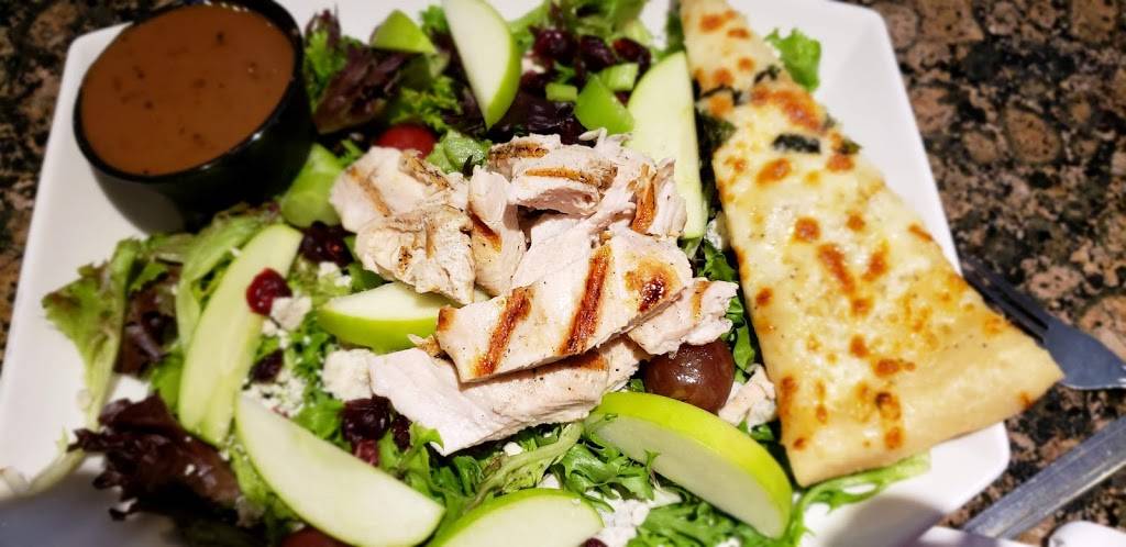 Davenports | restaurant | 1925 Pawtucket Ave, East Providence, RI 02914, USA | 4014383381 OR +1 401-438-3381