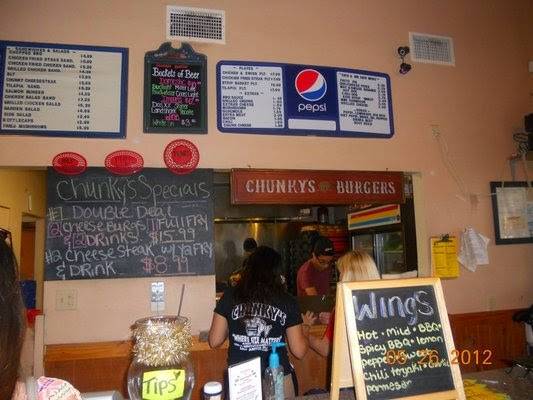 Chunkys Burger | restaurant | 4602 Callaghan Rd, San Antonio, TX 78228, USA | 2104339960 OR +1 210-433-9960