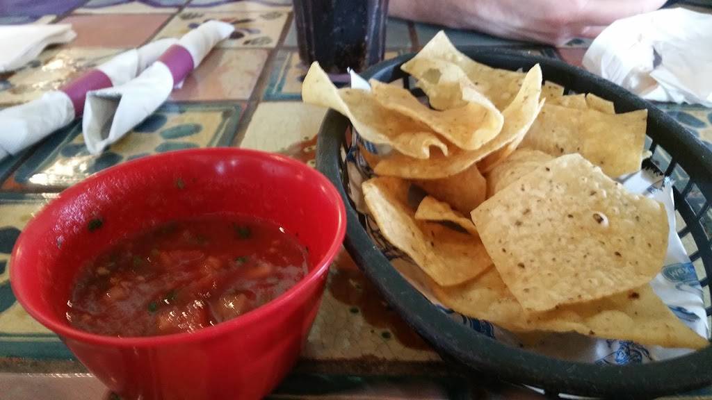 Pepes Mexican Restaurant | restaurant | 1058 South, IN-2, Valparaiso, IN 46385, USA | 2194650205 OR +1 219-465-0205