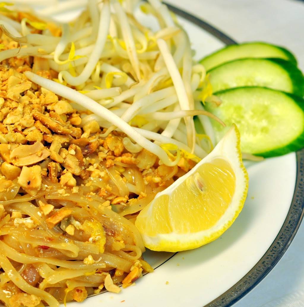 Veranda Thai Cuisine | restaurant | 9 Veranda St, Portland, ME 04103, USA | 2078740045 OR +1 207-874-0045