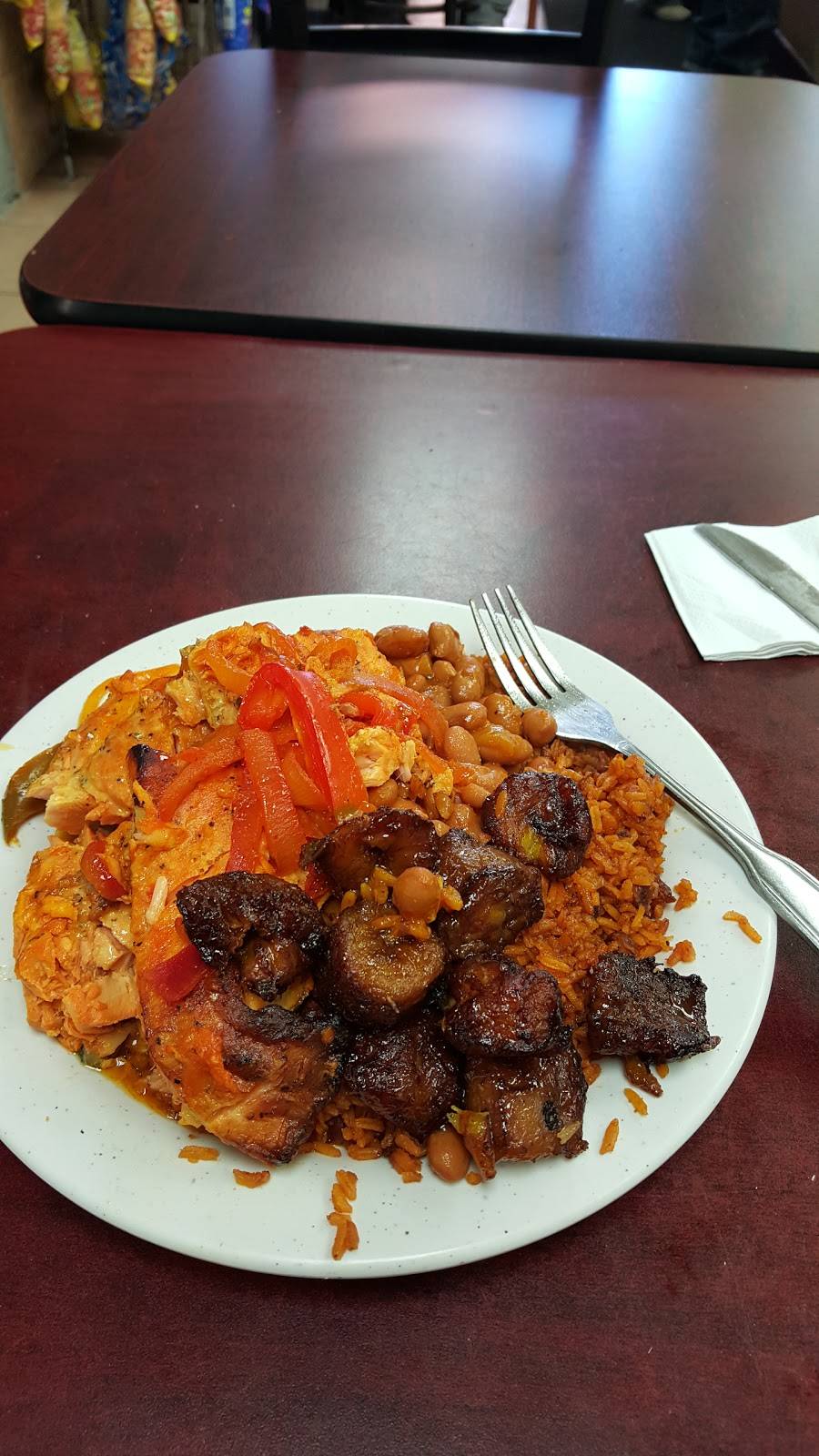 El Castillo del Pollo | restaurant | 128-08 111th Ave, South Ozone Park, NY 11420, USA | 7188454071 OR +1 718-845-4071