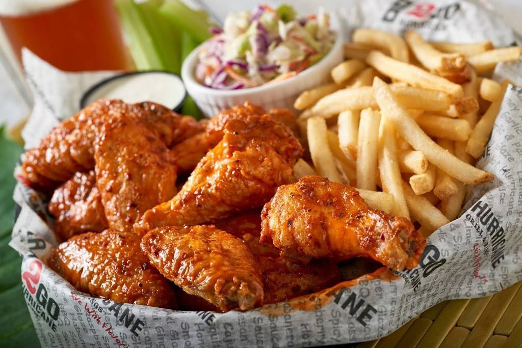 Hurricane Grill & Wings | restaurant | 2209 E Semoran Blvd, Apopka, FL 32703, USA | 4077033271 OR +1 407-703-3271