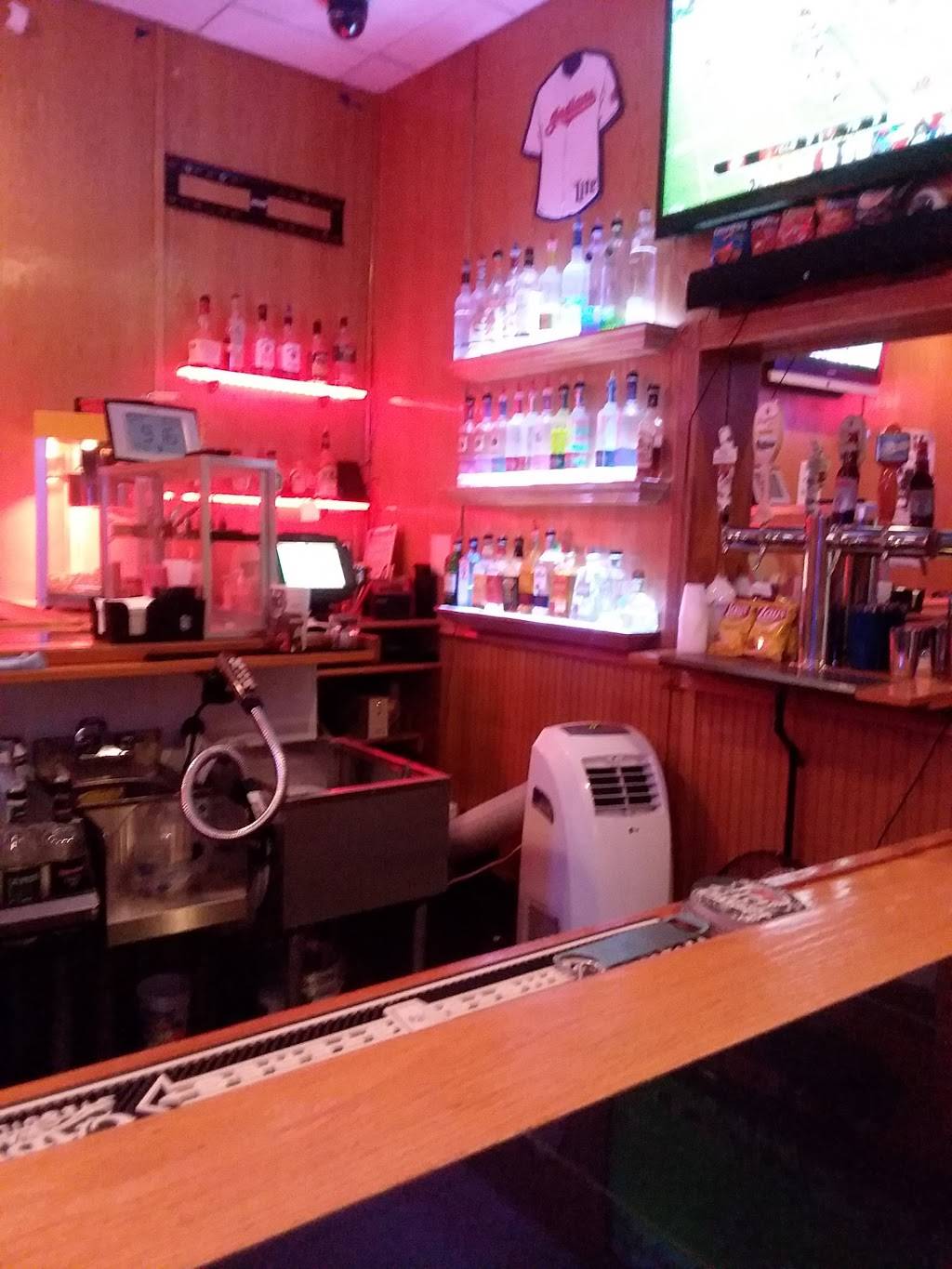 Rockside Tavern Bar & Grill | restaurant | 12929 Rockside Rd, Cleveland, OH 44125, USA | 2166627554 OR +1 216-662-7554