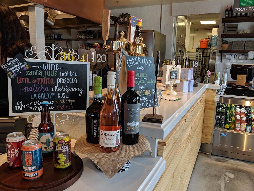 Flower Child | restaurant | 5290 Belt Line Rd #100, Addison, TX 75240, USA | 4694808556 OR +1 469-480-8556