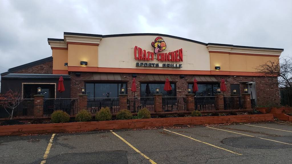 Crazy chicken sports grille | restaurant | 790 Arlington Ridge UNIT 100, Akron, OH 44312, USA | 3306452277 OR +1 330-645-2277
