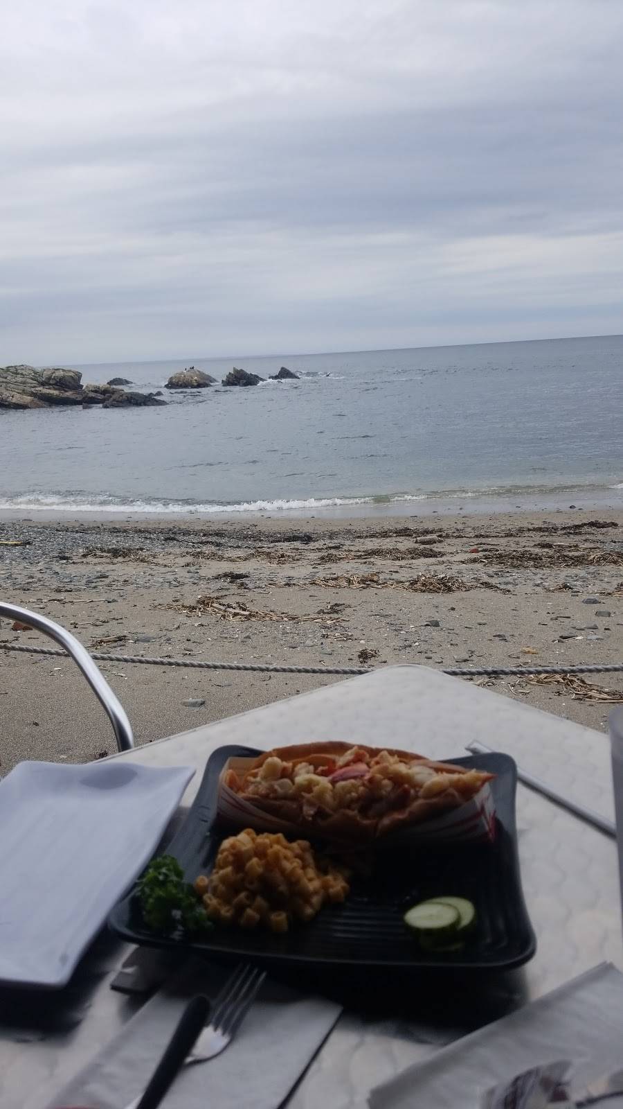 The Trap | restaurant | 117 Perkins Cove Rd, Ogunquit, ME 03907, USA | 2072511650 OR +1 207-251-1650