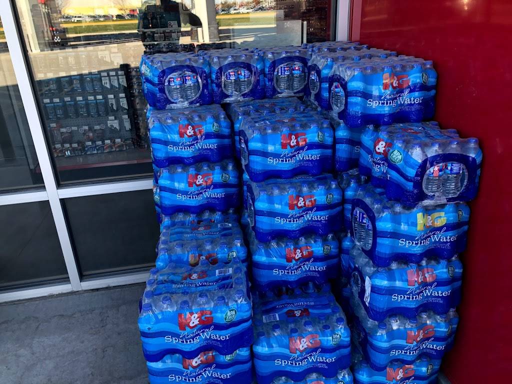 Kum & Go | meal takeaway | 650 W Hickman Rd, Waukee, IA 50263, USA | 5153002201 OR +1 515-300-2201