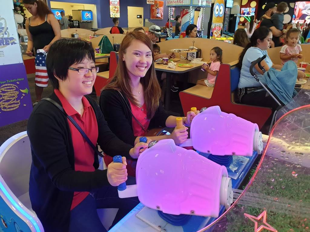 Chuck E. Cheese | restaurant | 700 Haumea St, Kapolei, HI 96707, USA | 8087627414 OR +1 808-762-7414