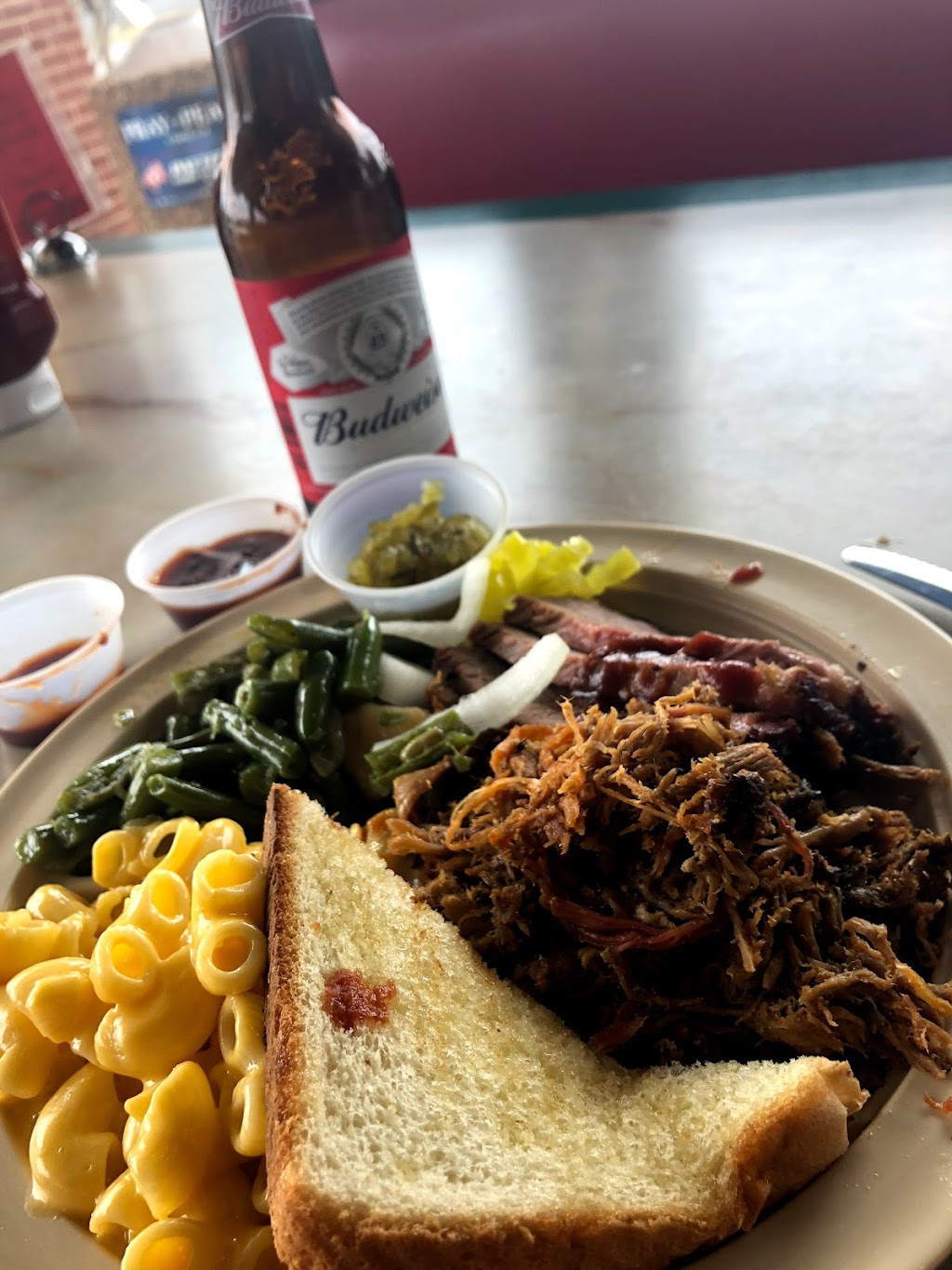 Texas Best BBQ & Burgers | restaurant | 2708 Southwest Pkwy, Wichita Falls, TX 76308, USA | 9406879999 OR +1 940-687-9999